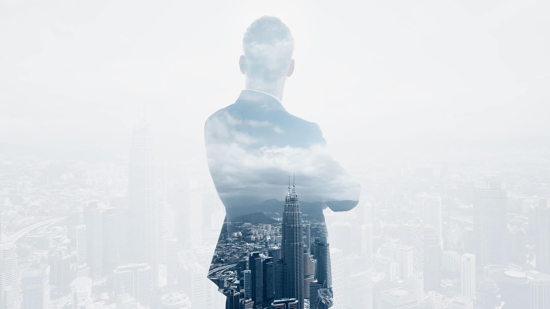 personne regardant vers l'avenir